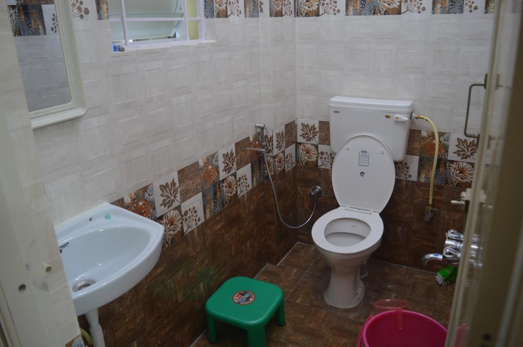 Sri Balaji Guest House Бангалор Екстериор снимка
